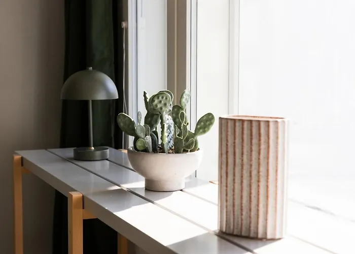 Cosy With Balcony, Good Transport Connections. דירה Jyväskylä